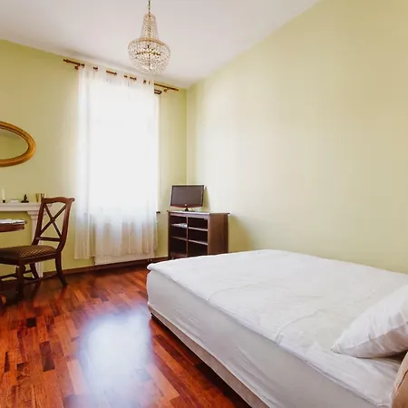 100% Cracovian Traditional Apartment Exterior photo