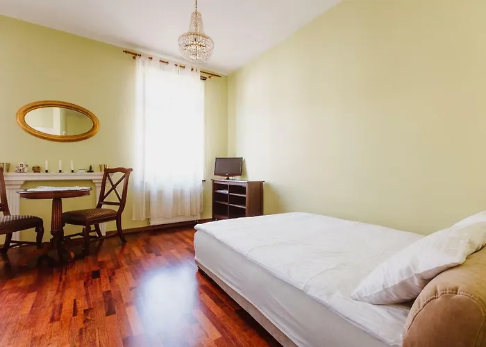 100% Cracovian Traditional Apartment